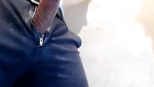 jerking