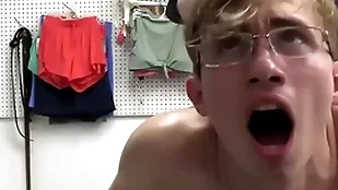 Shoplifting guy cannot leave depending on her makes office-holder cum - darron bluu ,cole genus - copfucks