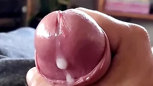 Cum come close to