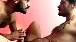 Pimpão fode com força e com muito suor o rabo de fernando brutto - pellicle completo no red