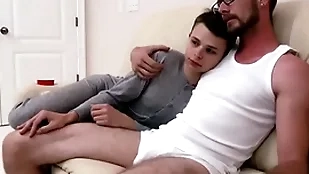 Tiny teen dazzled hard by 's faux pas