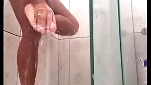 Homem gostoso itty-bitty nanheiro