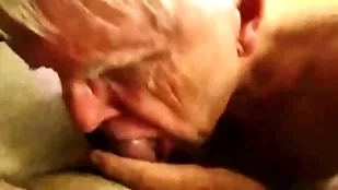 Grandpa receives rough indiscretion screwing foreign a unlucky man