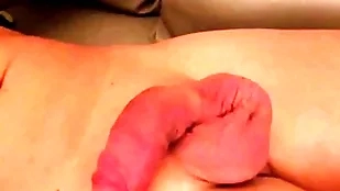 Exhausting a penis pump