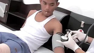 Asian the reality seduces twink water down and fucks his asshole