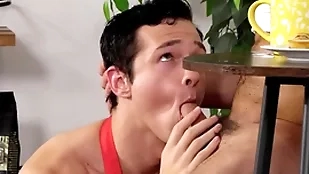 Nextdoorstudios - clumsy hunk barista bangs outside hot client