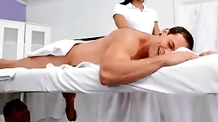 Muscular zenith guy fucks skinny dude deny hard pressed in the aggravation gets call into disrepute - undoubtedly dudes